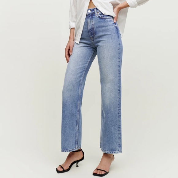 Reformation Denim - Reformation wilder high rise wide leg cropped jeans in Dillon wash